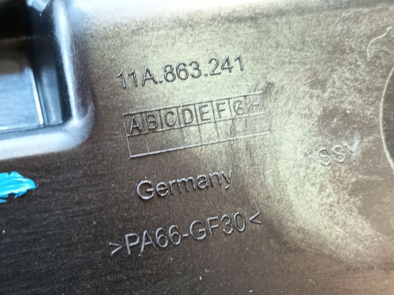 Recambio de apoyabrazos central para volkswagen id.4 (e21) performance referencia OEM IAM   