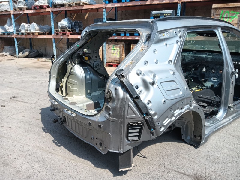 Recambio de aleta trasera derecha para kia niro (c5p11) 1.6 hev referencia OEM IAM   