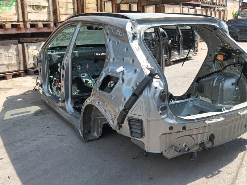 Recambio de aleta trasera izquierda para kia niro (c5p11) 1.6 hev referencia OEM IAM   