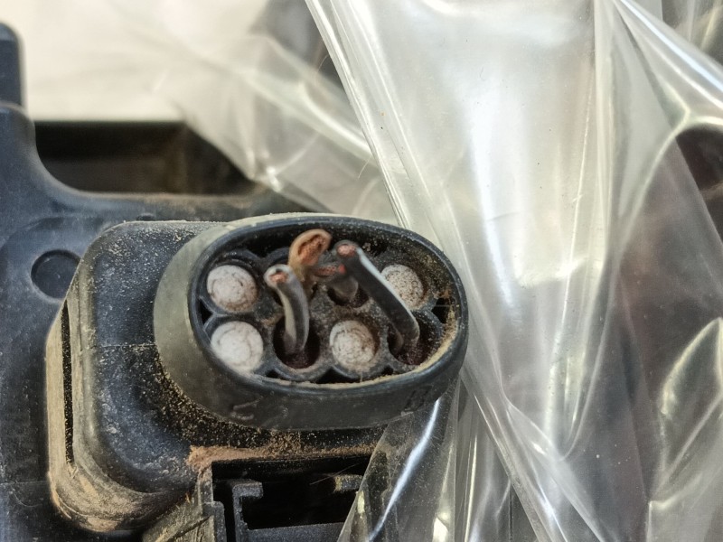 Recambio de piloto trasero izquierdo para volkswagen id.4 (e21) performance referencia OEM IAM 11A945095  