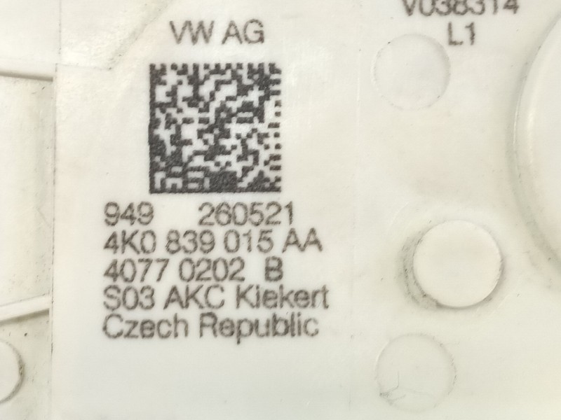 Recambio de cerradura puerta trasera izquierda para volkswagen id.4 (e21) performance referencia OEM IAM 4K0839015AA  