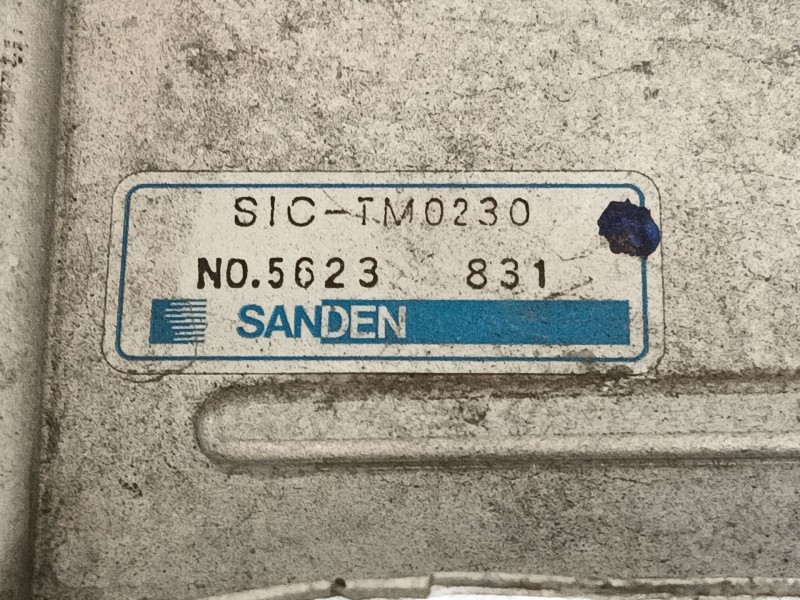 Recambio de intercooler para subaru outback (bs) 2.0 d awd (bsd) referencia OEM IAM 21821AA090  