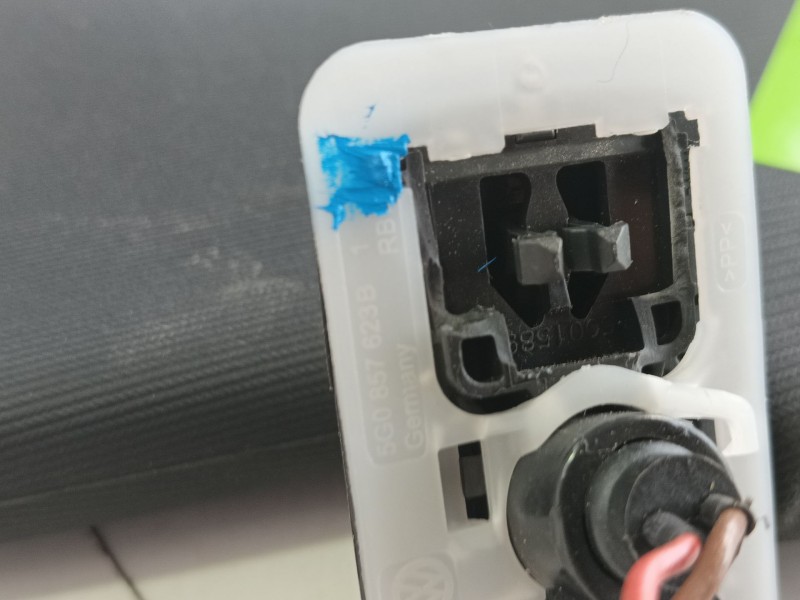 Recambio de parasol izquierdo para volkswagen id.4 (e21) performance referencia OEM IAM 11A857551C2UV  