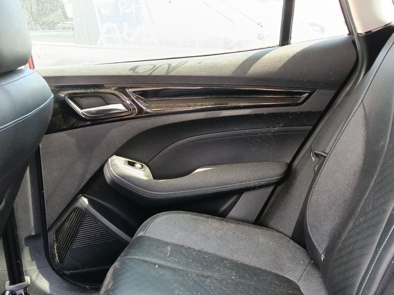 Recambio de guarnecido puerta trasera derecha para mg zs suv (azs1) ev referencia OEM IAM   