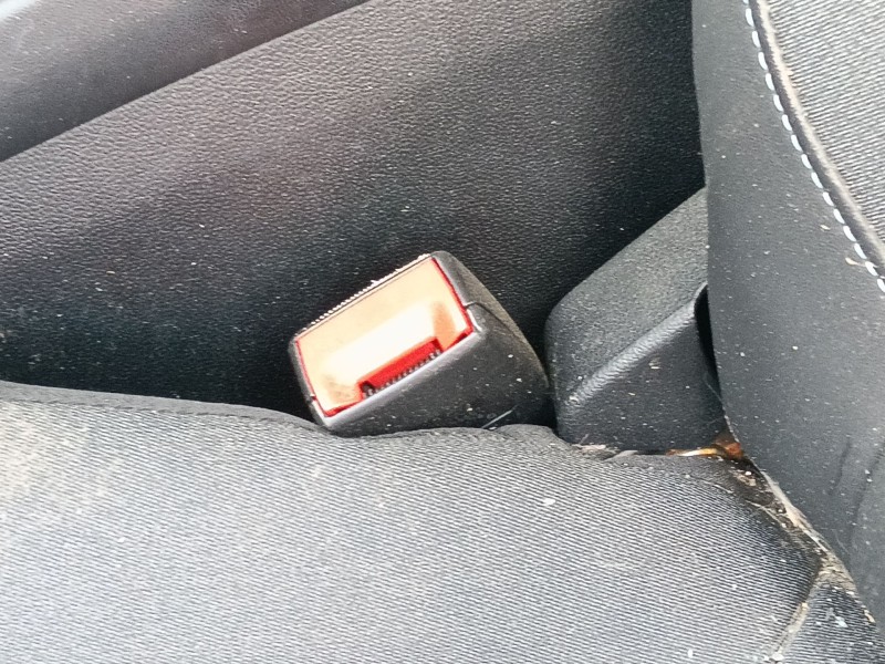 Recambio de enganche cinturon delantero izquierdo para mg zs suv (azs1) ev referencia OEM IAM   