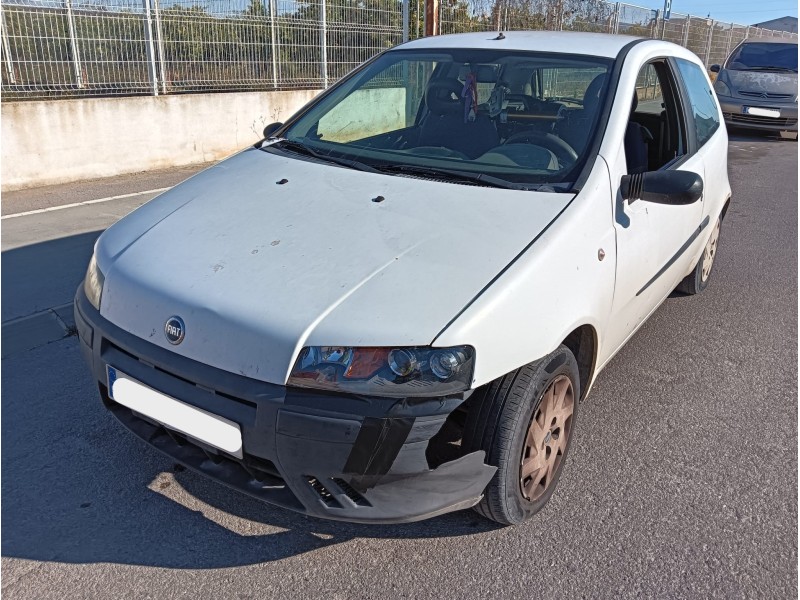 fiat punto (188_) del año 2000