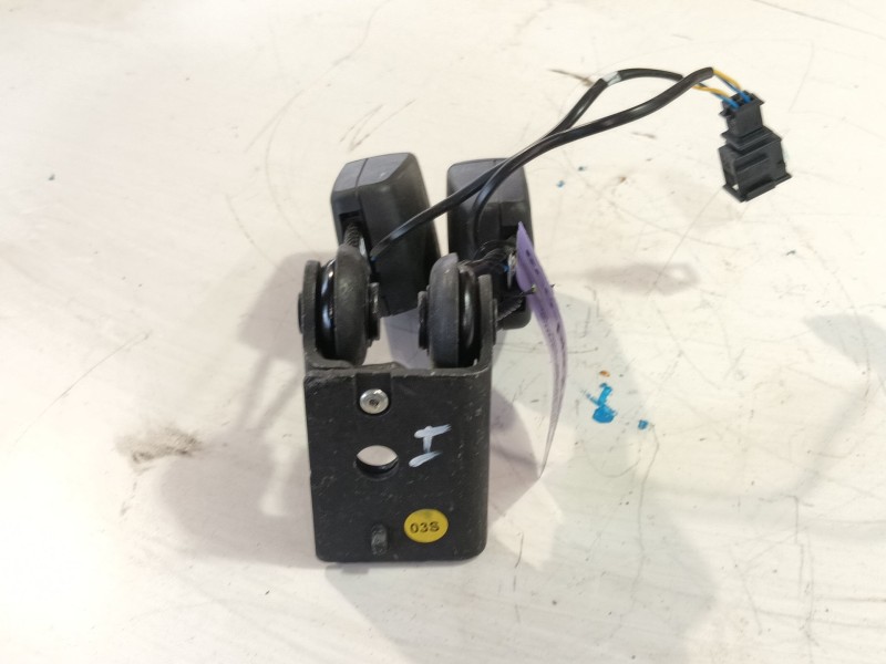 Recambio de enganche cinturon trasero izquierdo para volkswagen id.4 (e21) performance referencia OEM IAM   