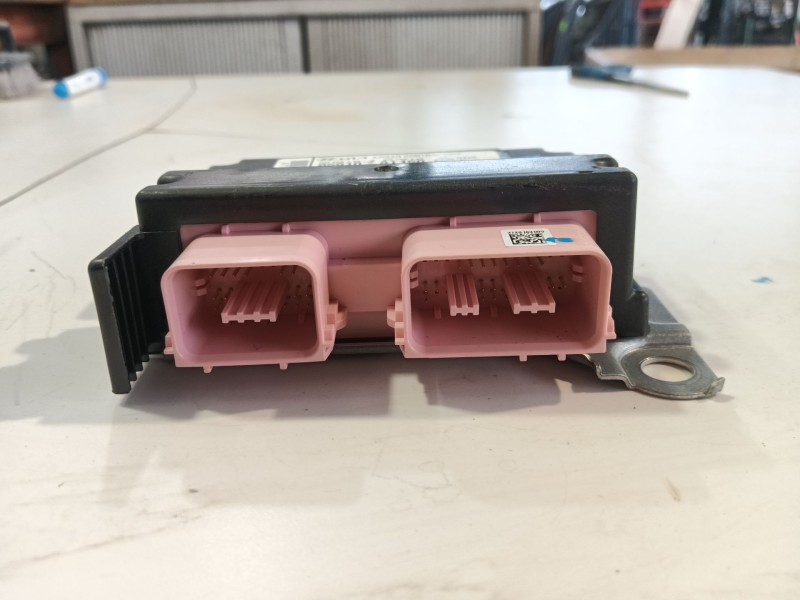 Recambio de centralita airbag para kia niro (c5p11) 1.6 hev referencia OEM IAM   