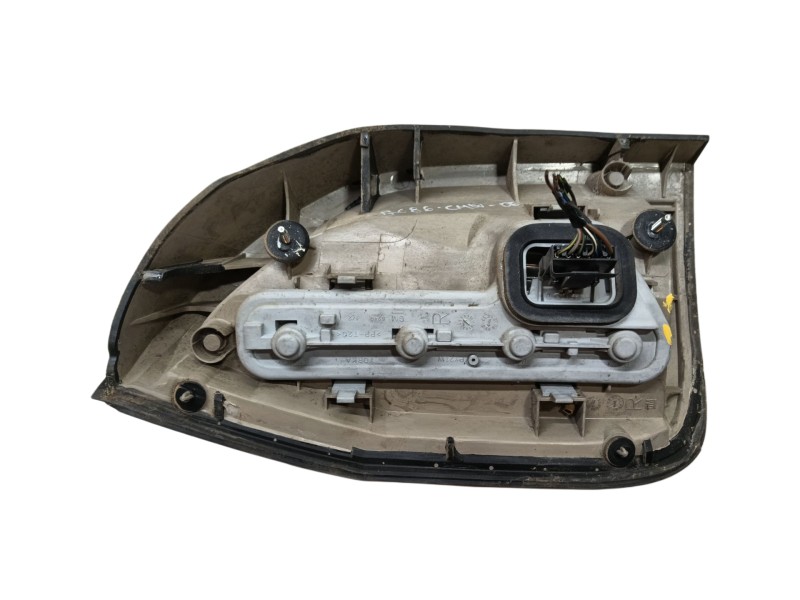 Recambio de piloto trasero derecho para opel zafira a monospace (t98) 1.6 16v (f75) referencia OEM IAM 93175679  