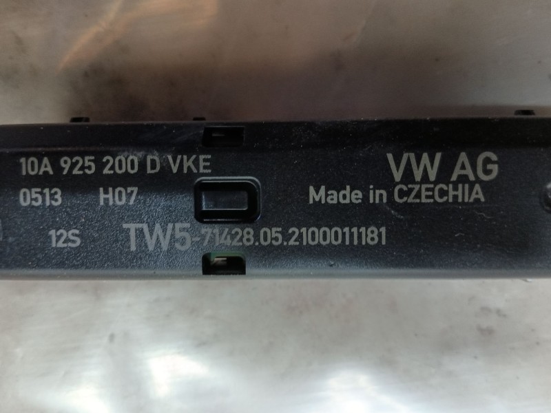 Recambio de warning para volkswagen id.4 (e21) performance referencia OEM IAM   