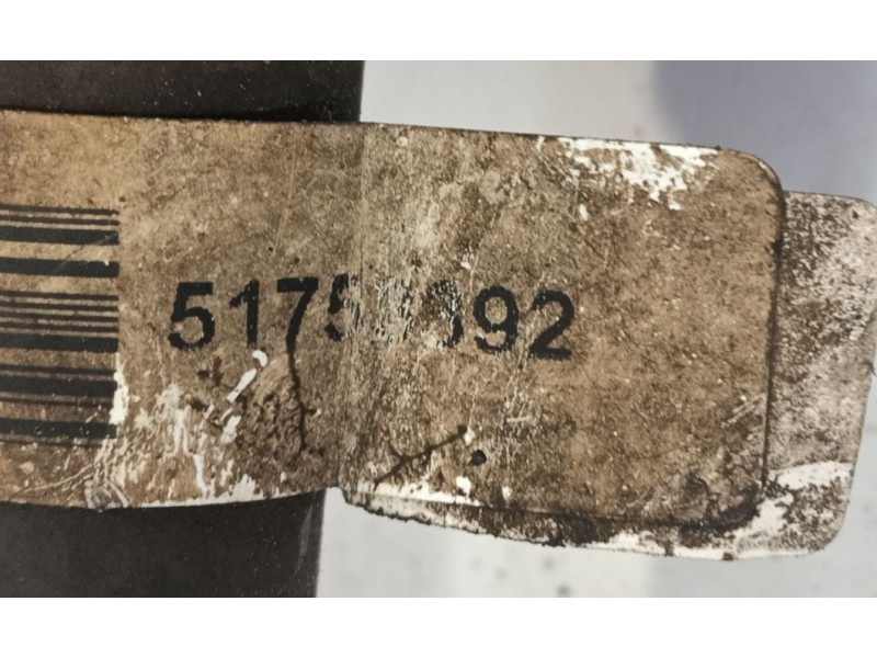 Recambio de transmision delantera izquierda para lancia musa (350_) 1.4 (350.axf1a) referencia OEM IAM 0000051753392 / 000007179