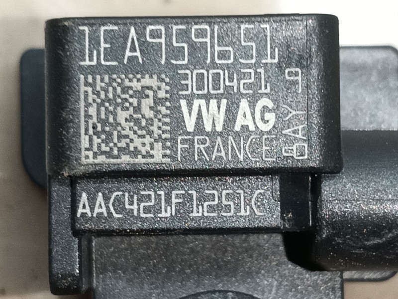 Recambio de sensor para volkswagen id.4 (e21) performance referencia OEM IAM 1EA959651  