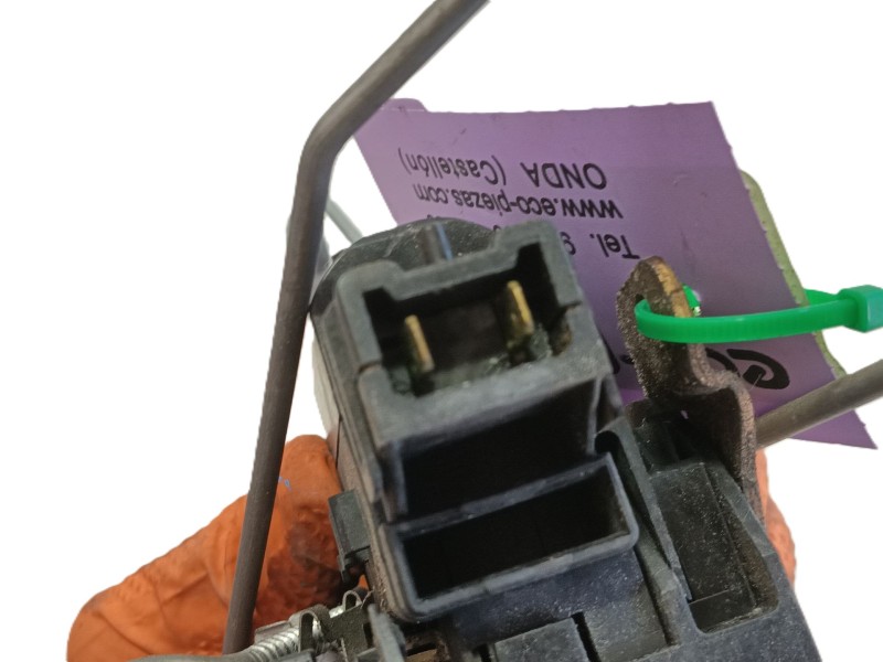 Recambio de cerradura puerta delantera derecha para nissan interstar autobús (x70) dci 115 referencia OEM IAM 8050200QAJ  