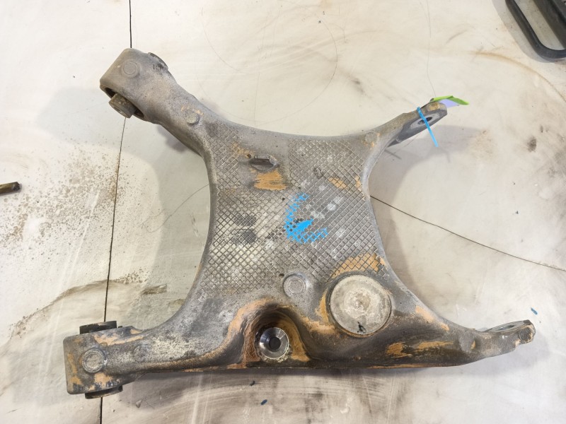 Recambio de brazo suspension inferior trasero derecho para bmw 5 (e60) 525 d referencia OEM IAM   