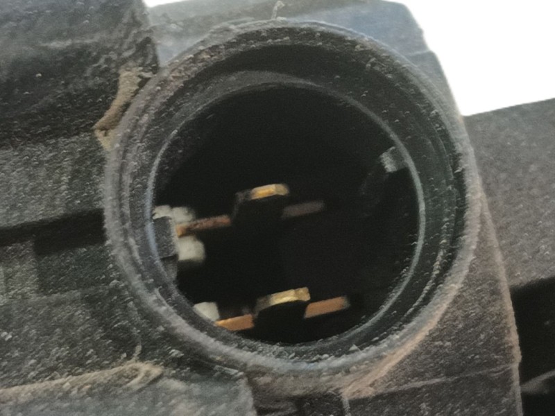 Recambio de elevalunas delantero derecho para nissan interstar autobús (x70) dci 115 referencia OEM IAM 8070000QAF  