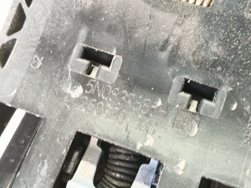 Recambio de cerradura puerta delantera izquierda para volkswagen t-cross (c11, d31) 1.0 tsi referencia OEM IAM   