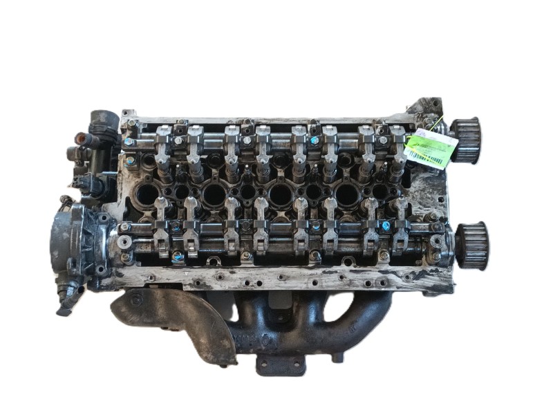 Recambio de culata para nissan interstar autobús (x70) dci 115 referencia OEM IAM 1104100QA0  