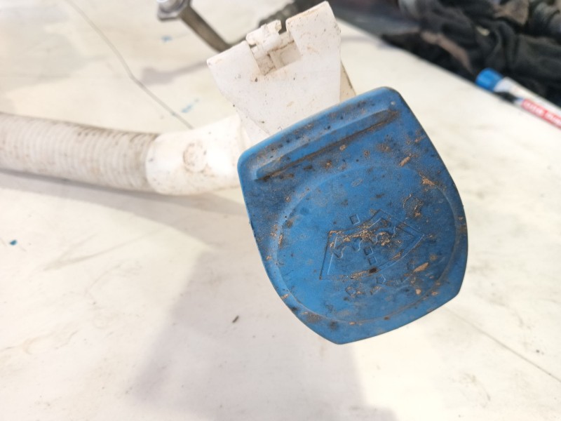 Recambio de deposito limpia para volkswagen id.4 (e21) performance referencia OEM IAM 1EA955453H  