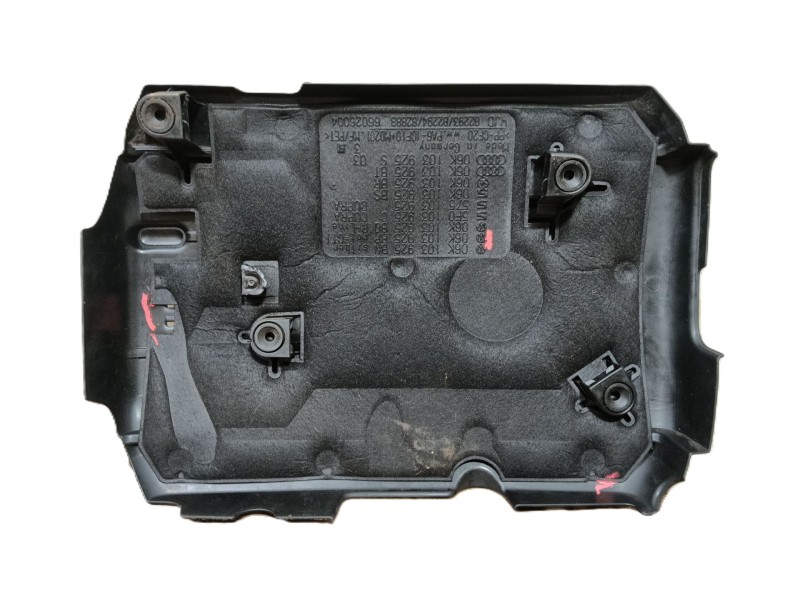 Recambio de tapa motor para cupra ateca 2.0tsi 4drive referencia OEM IAM 575103925  