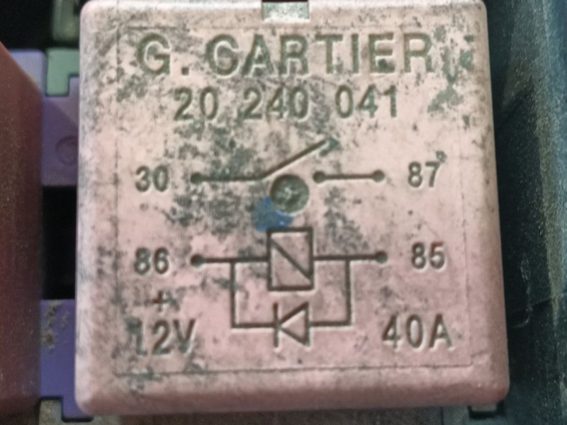 Recambio de caja fusibles delantera para nissan interstar autobús (x70) dci 115 referencia OEM IAM   