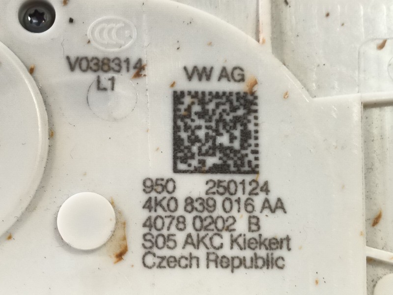 Recambio de cerradura puerta trasera derecha para volkswagen id.4 (e21) pro eléctrico referencia OEM IAM 4K0839016AA  