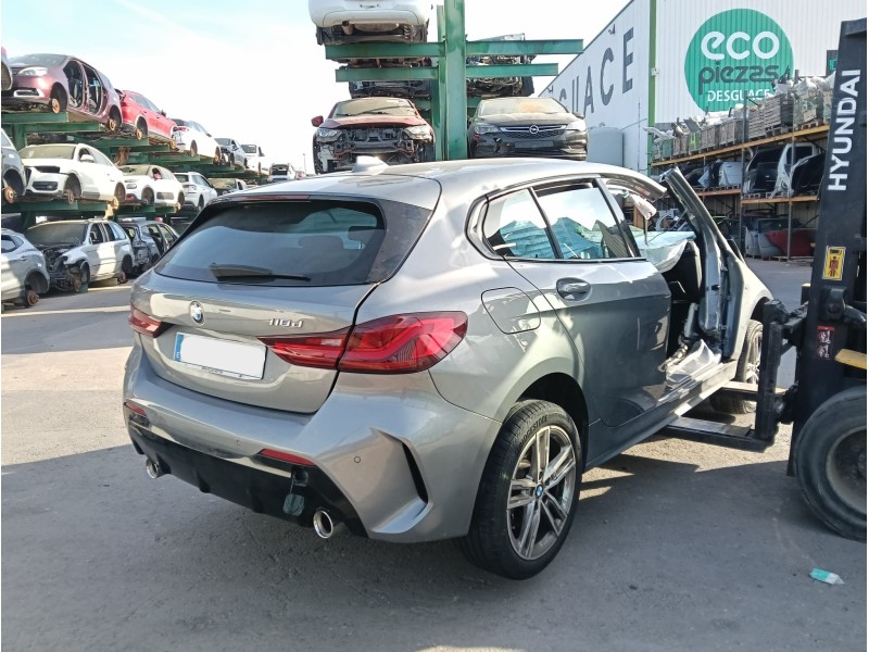 bmw 1 (f40) del año 2024