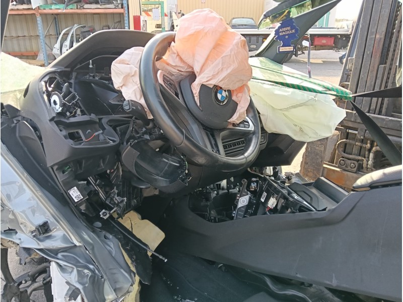 bmw 1 (f40) del año 2024