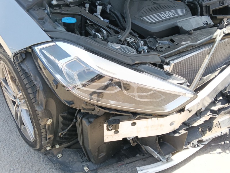 Recambio de faro derecho para bmw 1 (f40) 118 d referencia OEM IAM   