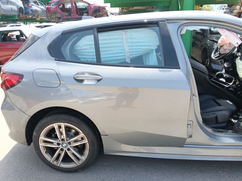 Recambio de puerta trasera derecha para bmw 1 (f40) 118 d referencia OEM IAM   