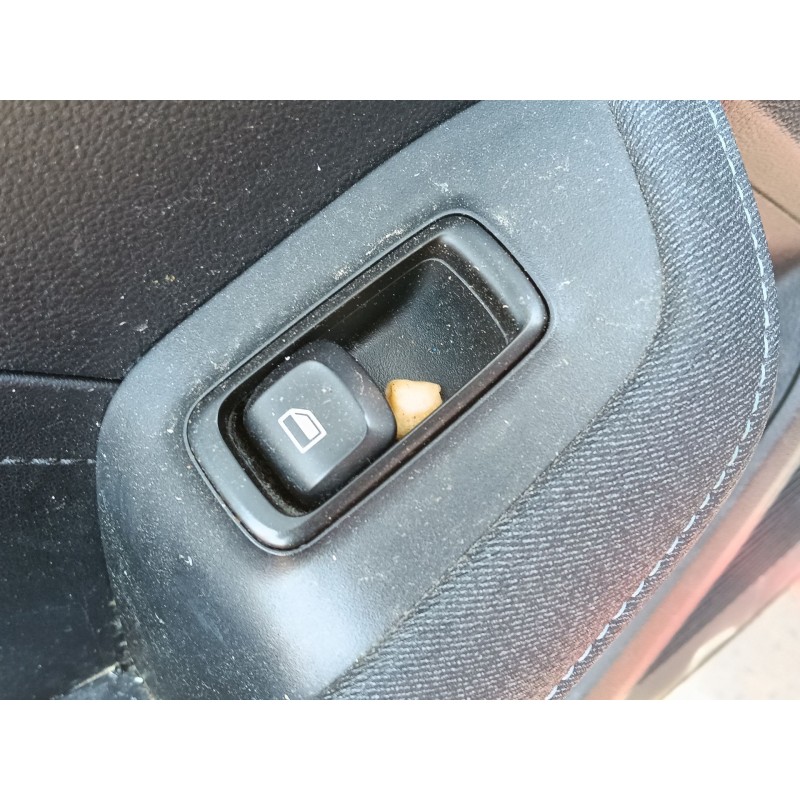 Recambio de mando elevalunas trasero izquierdo para mg mg 5 station wagon ev referencia OEM IAM 10966062  