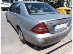 mercedes-benz clase c (w203) del año 2002 2