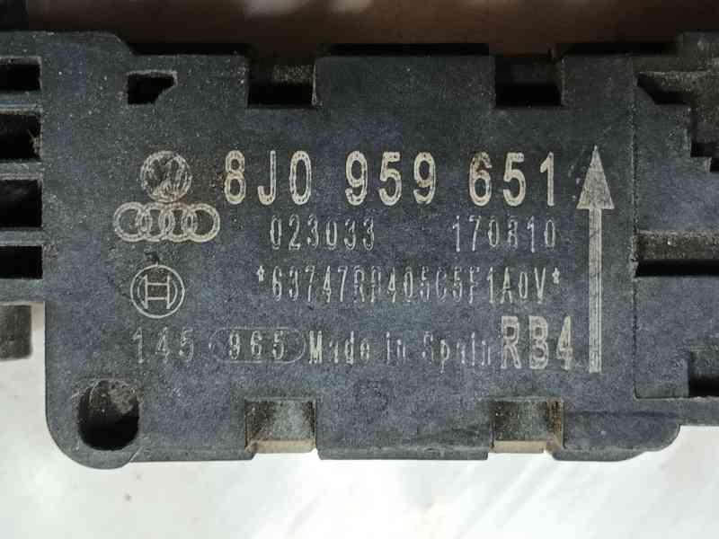 Recambio de sensor para audi a3 (8p1) 2.0 tdi referencia OEM IAM 8E0959651A 8J0959651 