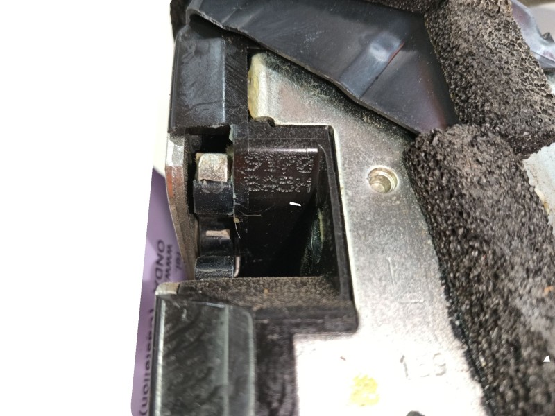 Recambio de cerradura puerta trasera izquierda para nissan qashqai ii (j11, j11_) 1.3 dig-t referencia OEM IAM 825014EA2A  