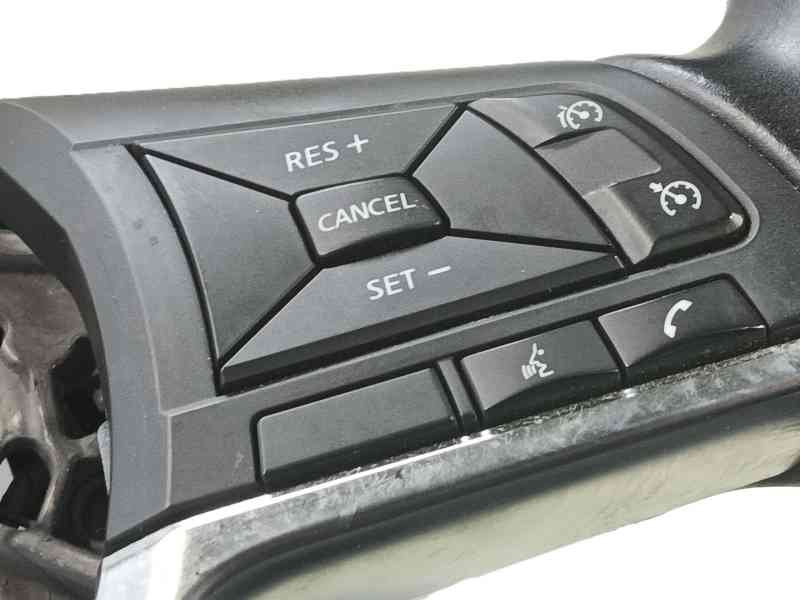 Recambio de volante para nissan qashqai ii (j11, j11_) 1.3 dig-t referencia OEM IAM   