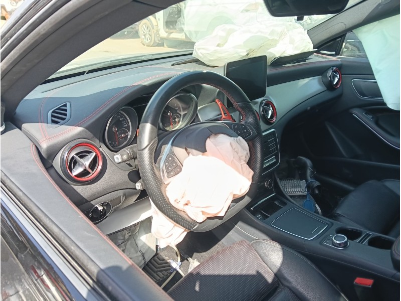 mercedes-benz cla coupé (c117) del año 2025