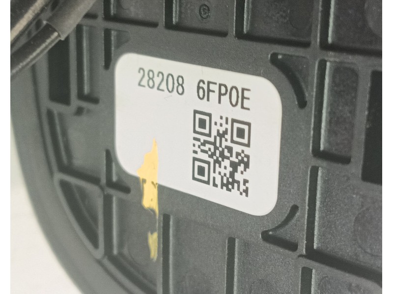 Recambio de antena para nissan qashqai ii (j11, j11_) 1.3 dig-t referencia OEM IAM   