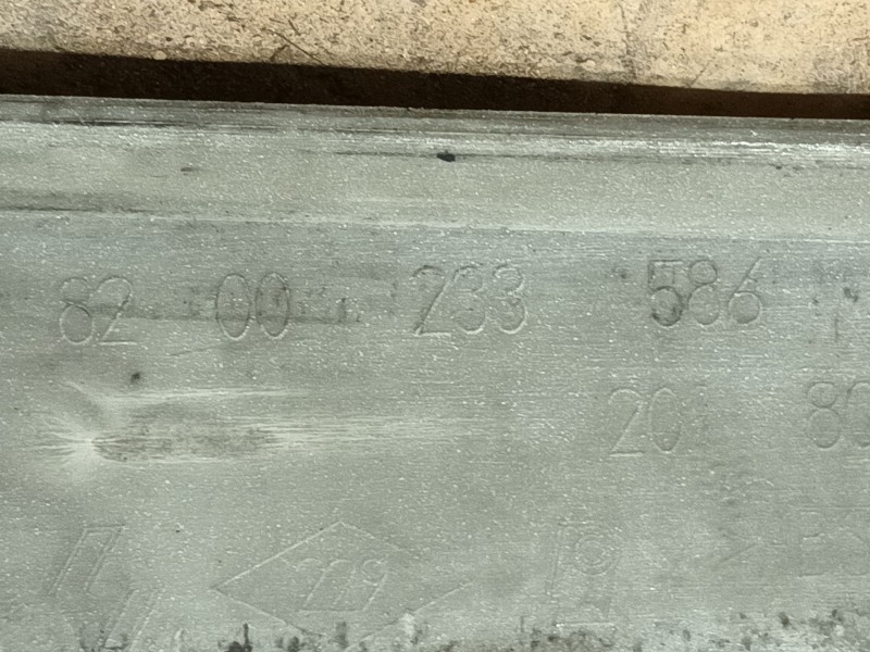 Recambio de rejilla delantera para nissan interstar autobús (x70) dci 115 referencia OEM IAM 6231400QAA  