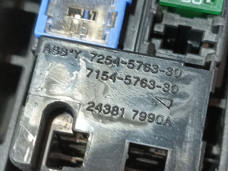 Recambio de caja fusibles delantera para nissan qashqai ii (j11, j11_) 1.3 dig-t referencia OEM IAM   