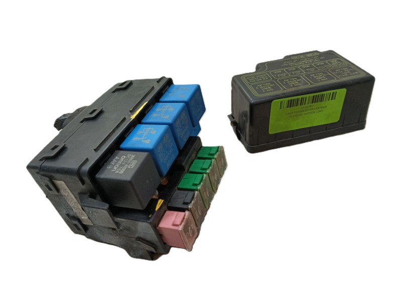 Recambio de caja fusibles delantera para hyundai tucson (jm) 2.0 crdi referencia OEM IAM   