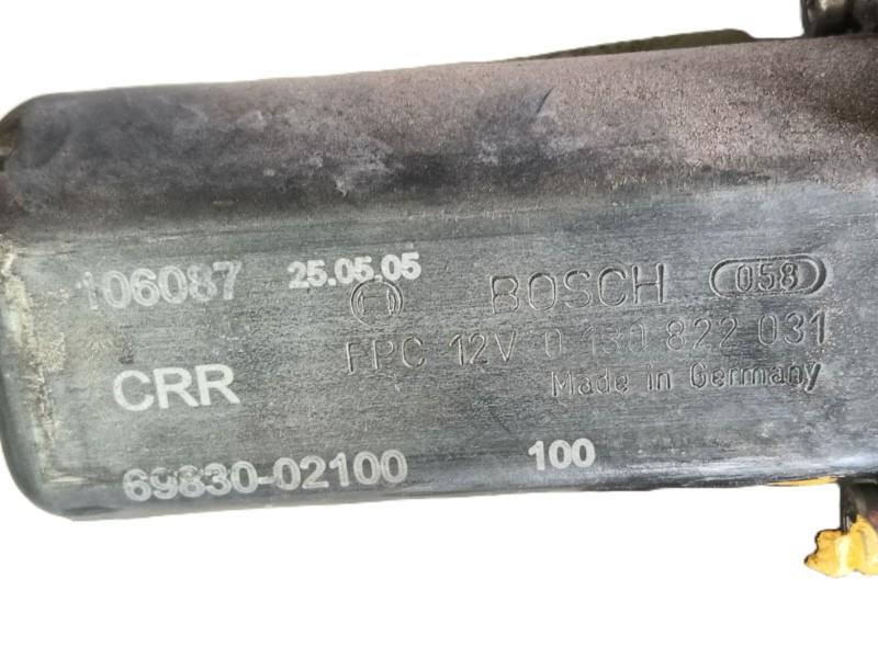 Recambio de elevalunas trasero derecho para toyota corolla (_e12_) 1.4 d (nde120_) referencia OEM IAM 6983002090  