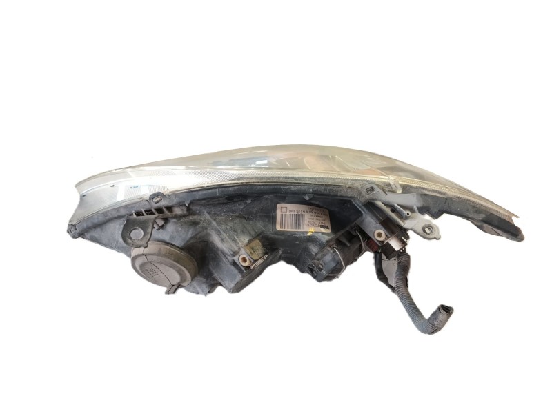Recambio de faro derecho para toyota corolla (_e12_) 1.4 d (nde120_) referencia OEM IAM 8113002150  