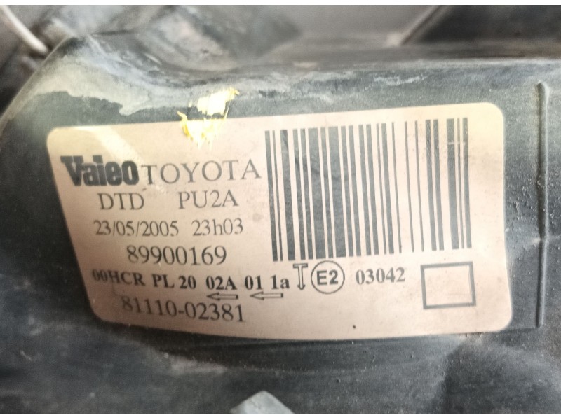Recambio de faro derecho para toyota corolla (_e12_) 1.4 d (nde120_) referencia OEM IAM 8113002150  