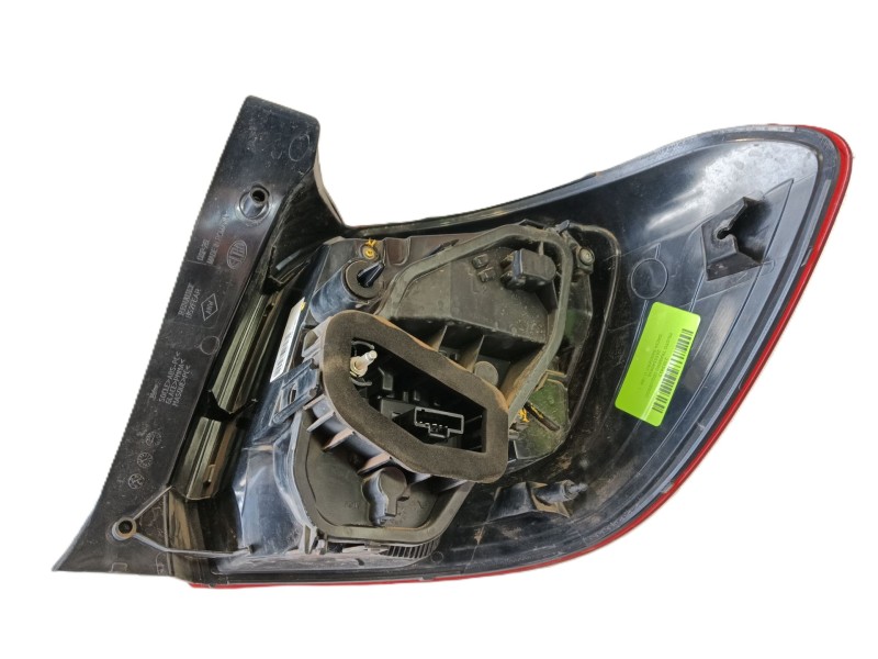 Recambio de piloto trasero izquierdo para dacia sandero ii (b8_) 1.2 referencia OEM IAM 265554085R  