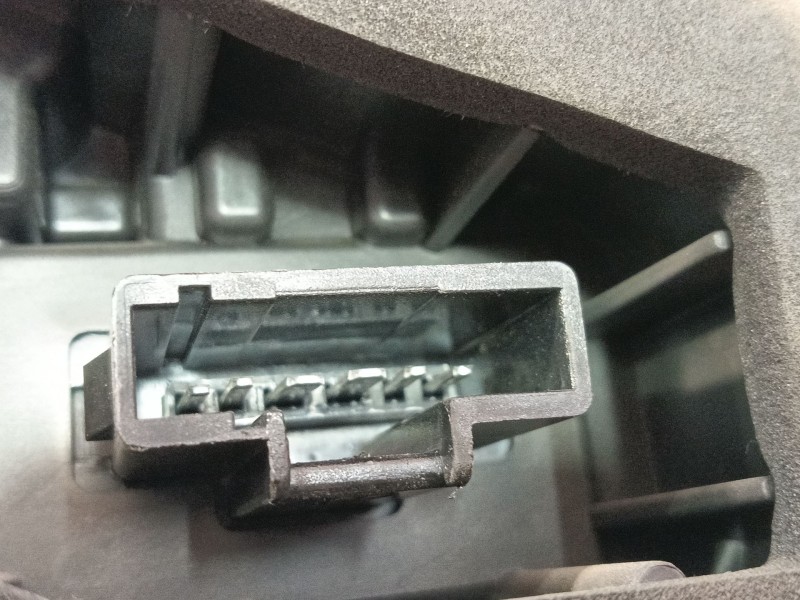 Recambio de piloto trasero izquierdo para dacia sandero ii (b8_) 1.2 referencia OEM IAM 265554085R  