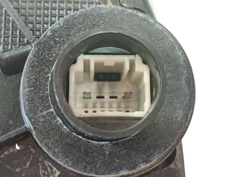 Recambio de cerradura puerta delantera derecha para toyota corolla (_e12_) 1.4 d (nde120_) referencia OEM IAM 6931002091  