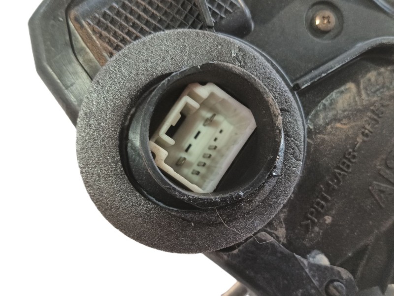 Recambio de cerradura puerta delantera izquierda para toyota corolla (_e12_) 1.4 d (nde120_) referencia OEM IAM 6932002091  