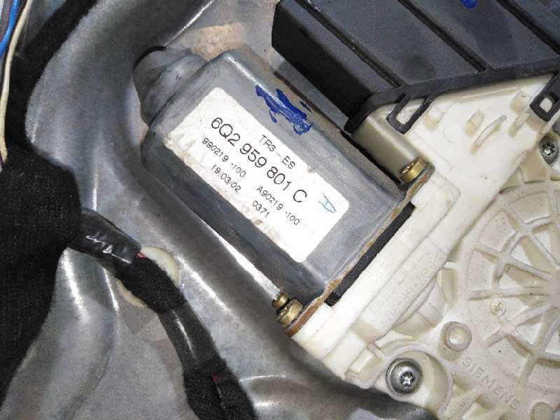 Recambio de elevalunas delantero derecho para seat ibiza (6l1) signo referencia OEM IAM 6Q2959801C  