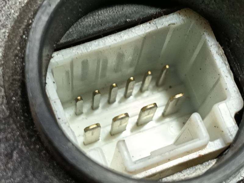 Recambio de cerradura puerta delantera derecha para lexus is200 (ds2/is2) 220d referencia OEM IAM 6903053090 R47K1521 