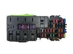 Recambio de caja reles / fusibles para mg zs suv (azs1) 1.0 t-gdi referencia OEM IAM    2