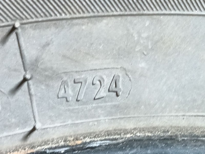 Recambio de neumatico para » otros... modelos referencia OEM IAM   